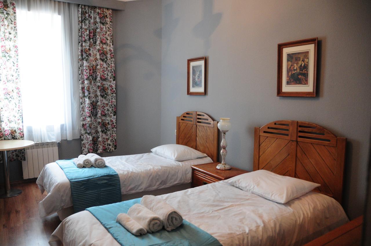 Tbilisioldhouse N52 Hostel Buitenkant foto