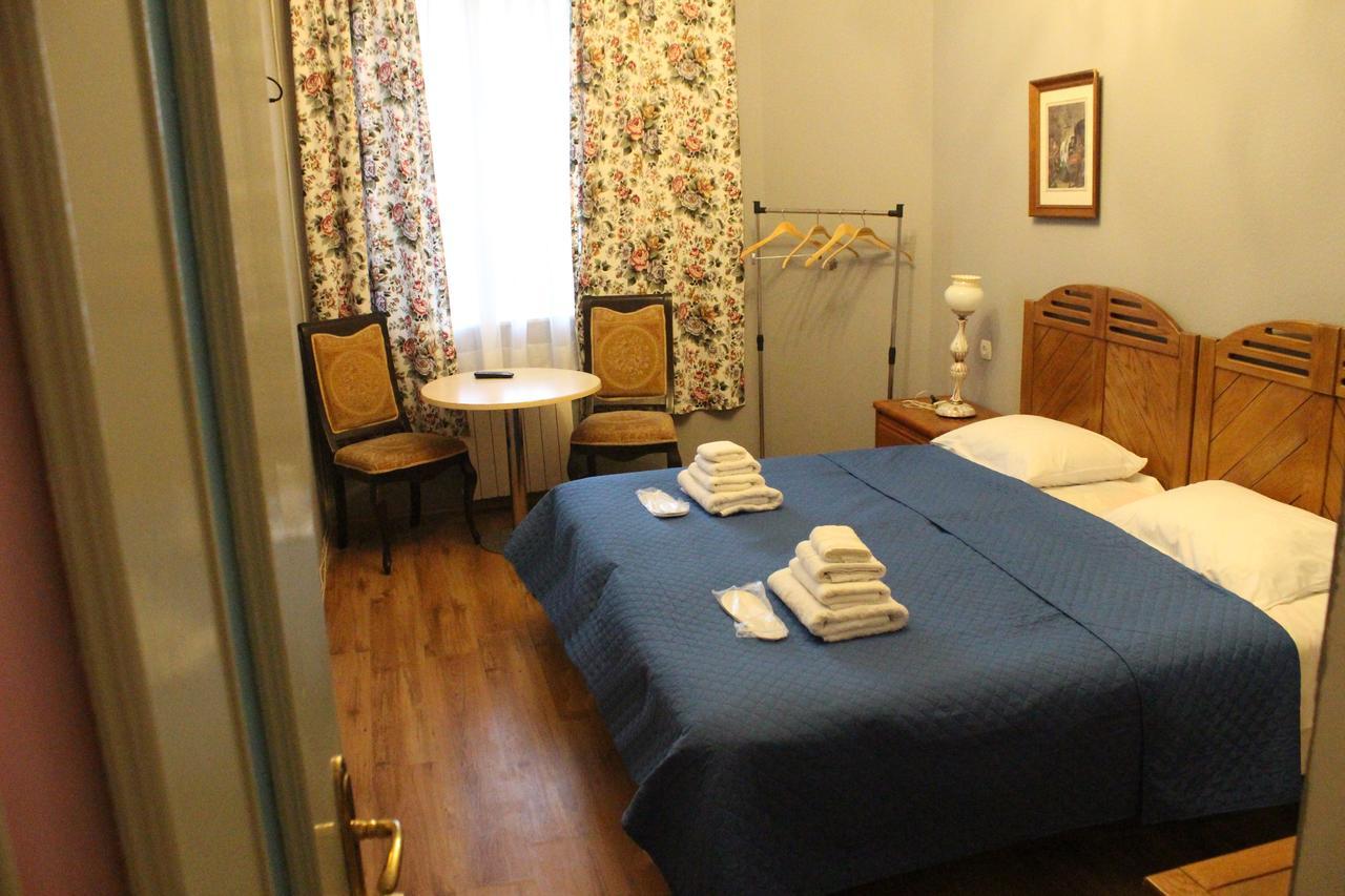 Tbilisioldhouse N52 Hostel Buitenkant foto