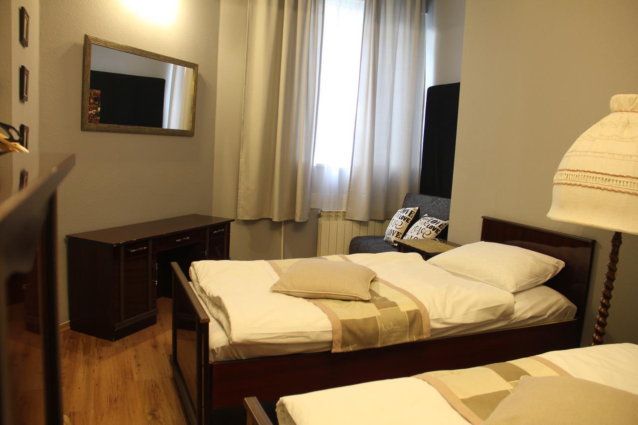 Tbilisioldhouse N52 Hostel Buitenkant foto